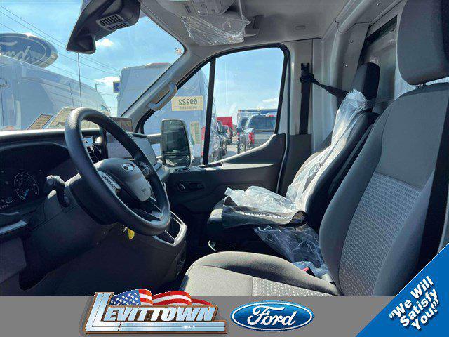 2025 Ford Transit Cutaway Unknown