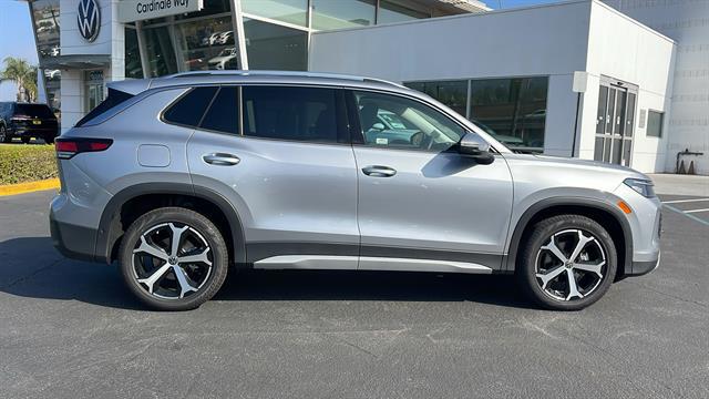 2025 Volkswagen Tiguan 2.0T SE
