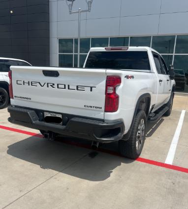 2024 Chevrolet Silverado 2500HD 4WD Crew Cab Standard Bed Custom