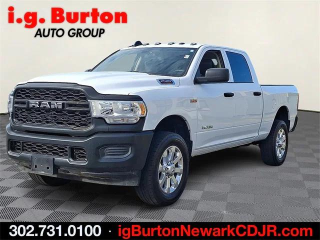 2020 RAM 2500 Tradesman Crew Cab 4X4 64 Box