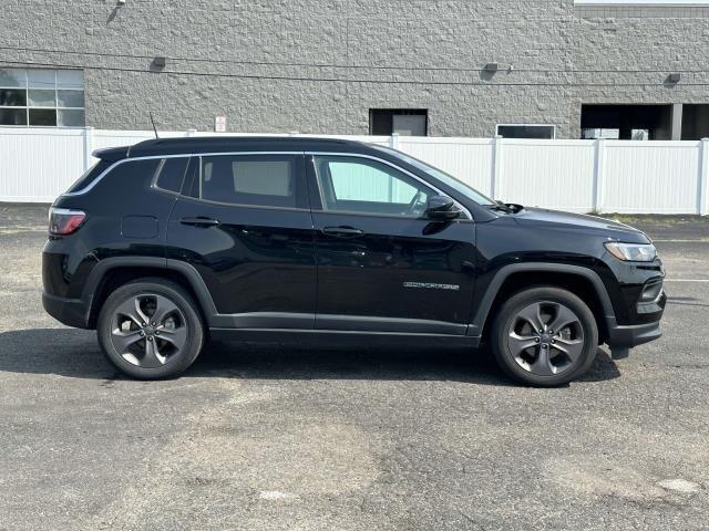 2022 Jeep Compass Latitude Lux 4x4 2022 Jeep Compass Latitude Lux 4x4
