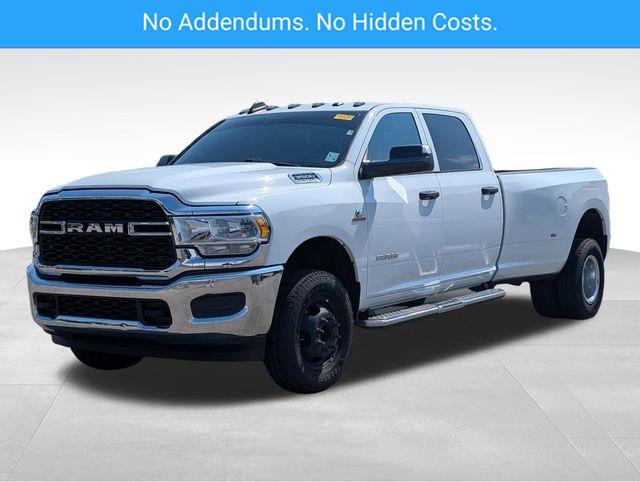 2021 RAM 3500 Tradesman Crew Cab 4x4 8 Box