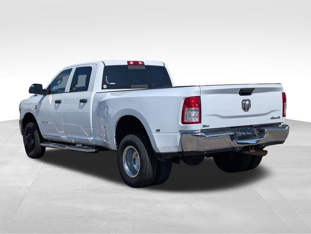 2021 RAM 3500 Tradesman Crew Cab 4x4 8 Box