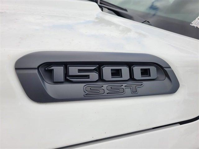2025 RAM Ram 1500 RAM 1500 BIG HORN QUAD CAB 4X4 64 BOX