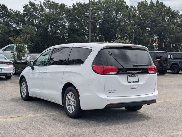2026 Chrysler Voyager LX