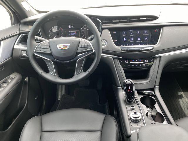 2025 Cadillac XT5 FWD Premium Luxury