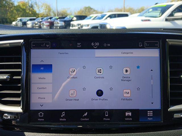 2026 Chrysler Pacifica Select