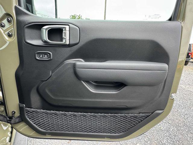 2025 Jeep Wrangler 4-Door Rubicon 4x4