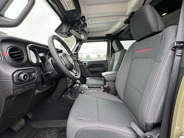 2025 Jeep Wrangler 4-Door Rubicon 4x4