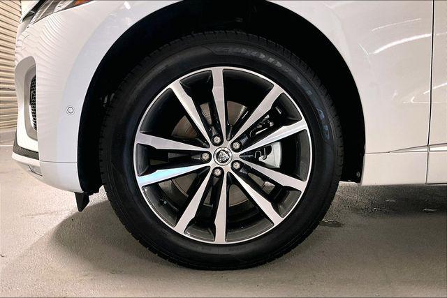 2025 Jaguar F-PACE P250 R-Dynamic S