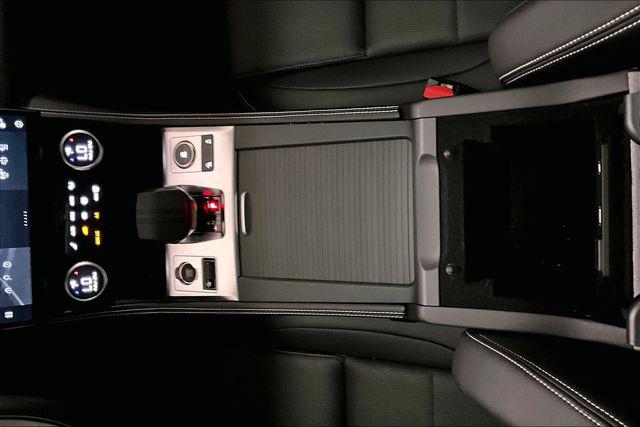 2025 Jaguar F-PACE P250 R-Dynamic S