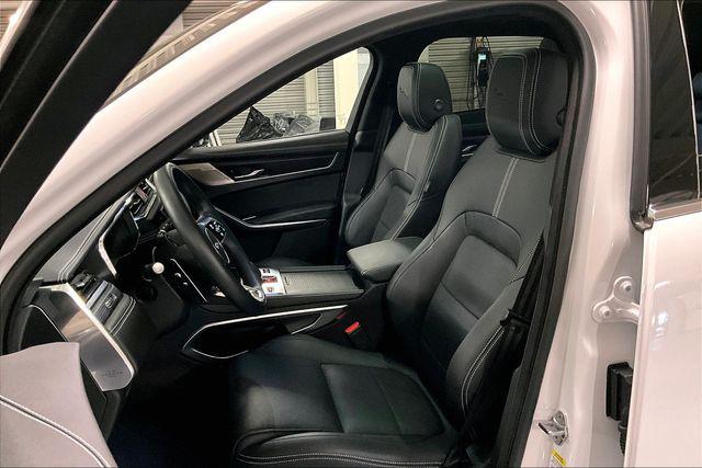 2025 Jaguar F-PACE P250 R-Dynamic S