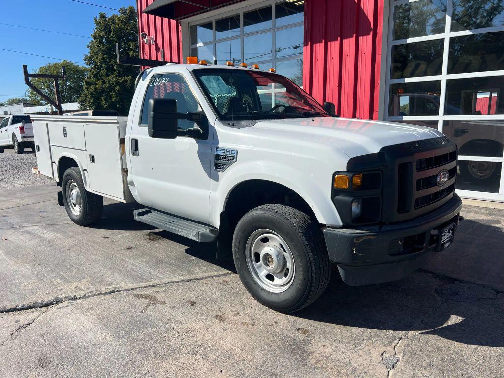 2009 Ford F-350 Super Duty Chassis Cab XL