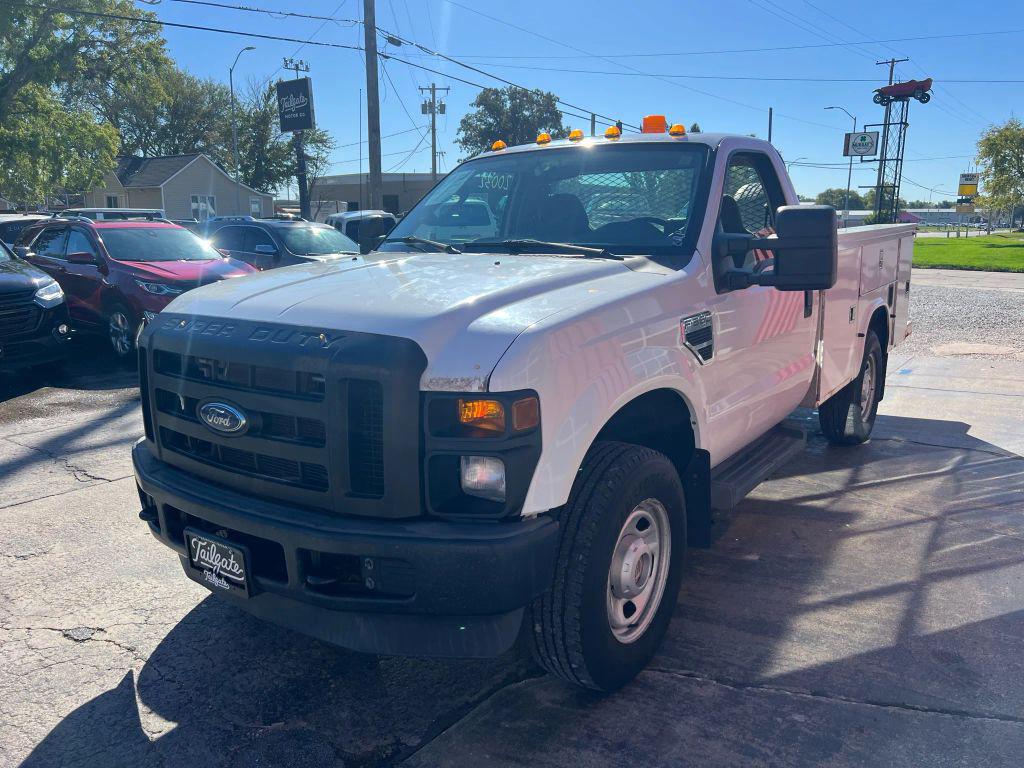 2009 Ford F-350 Super Duty Chassis Cab XL