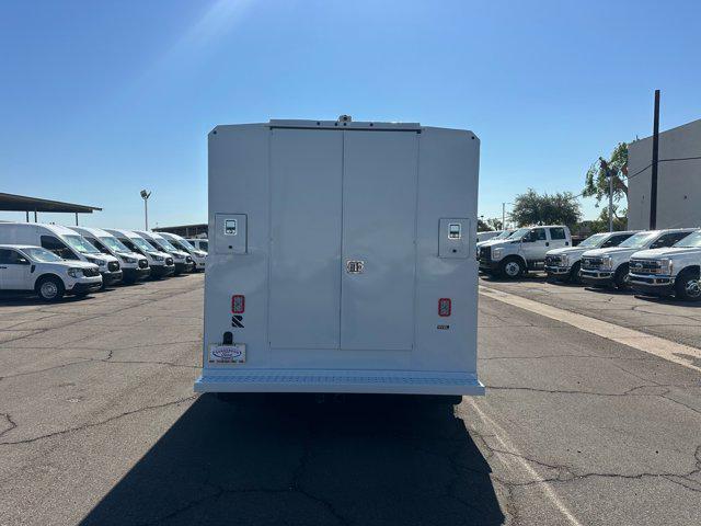 2026 Ford E-350 Cutaway E-350 DRW 158" WB