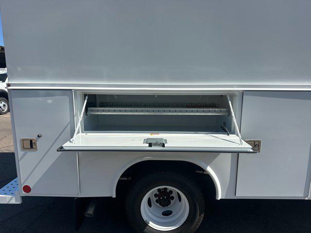 2026 Ford E-350 Cutaway E-350 DRW 158" WB