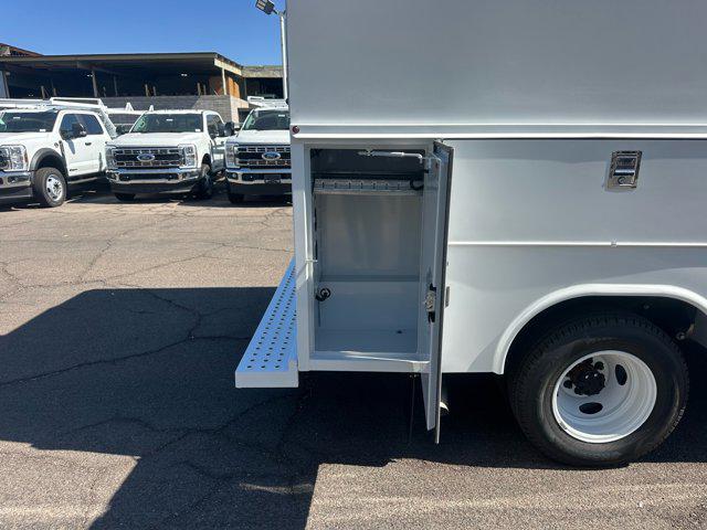 2026 Ford E-350 Cutaway E-350 DRW 158" WB