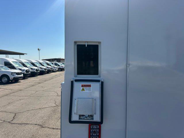 2026 Ford E-350 Cutaway E-350 DRW 158" WB