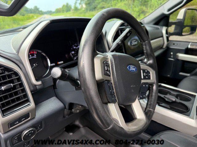 2022 Ford F-550 Lariat