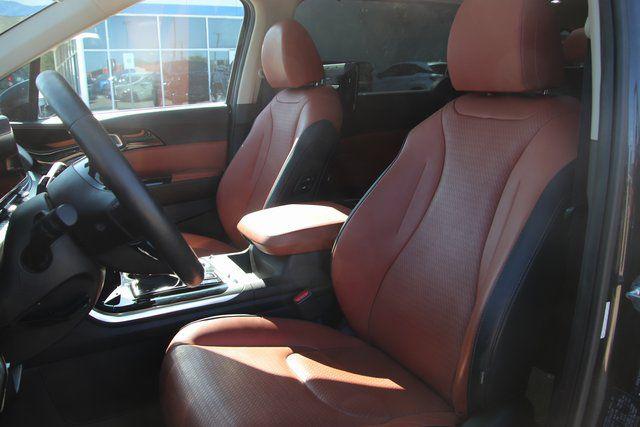 2023 Kia Carnival MPV SX Prestige