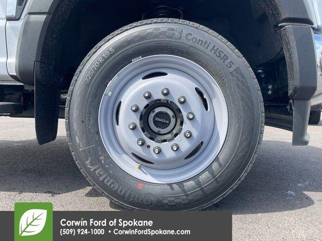 2025 Ford F-550 XL