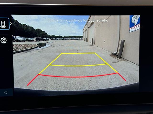 2025 Hyundai Santa Cruz SEL Activity