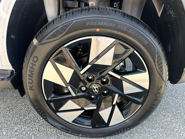2025 Hyundai Kona SEL Convenience