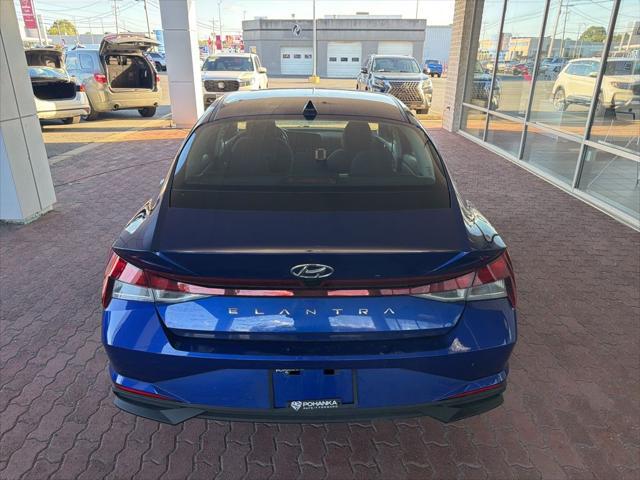 2023 Hyundai Elantra SEL