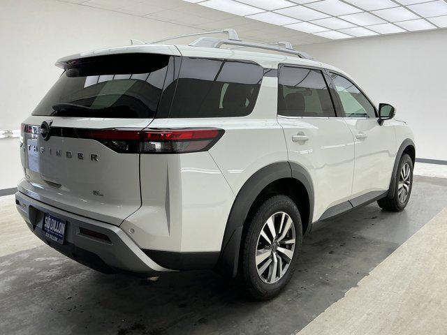 2024 Nissan Pathfinder SL FWD