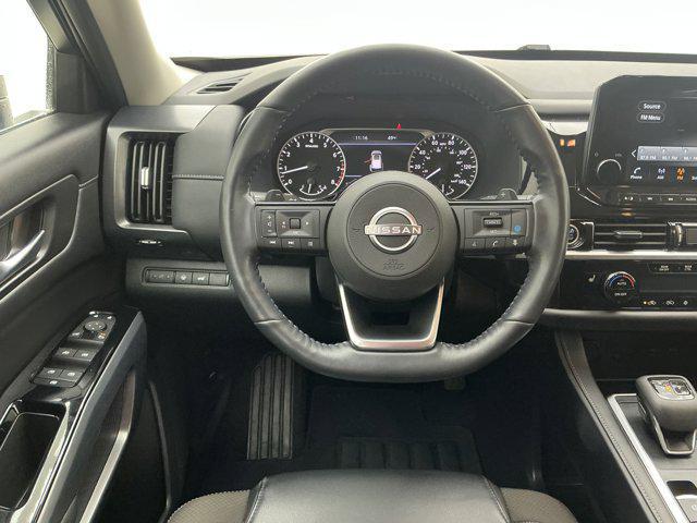 2024 Nissan Pathfinder SL FWD