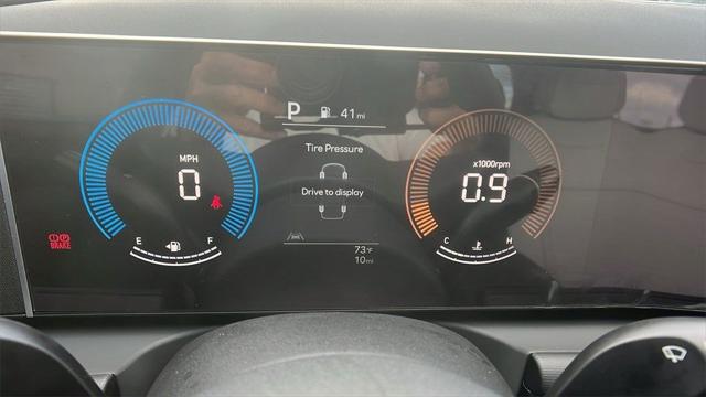 2026 Hyundai Santa Cruz SE