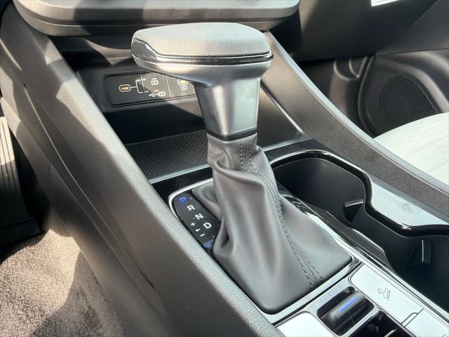 2026 Hyundai Santa Cruz SE