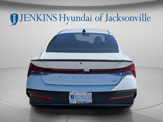 2025 Hyundai Elantra Hybrid SEL Sport