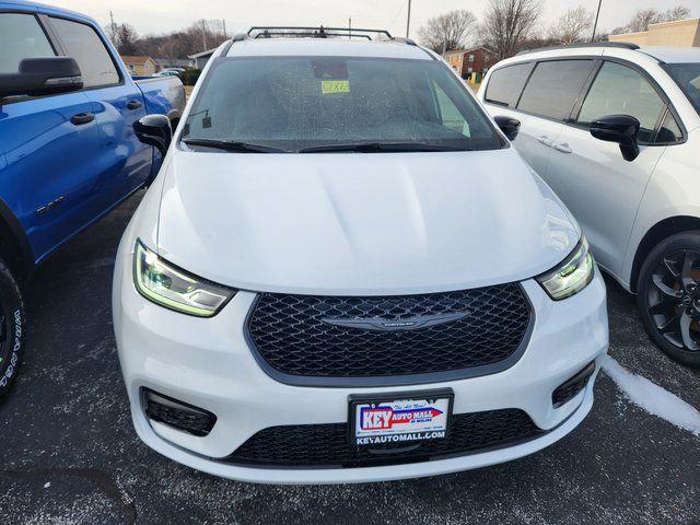 2025 Chrysler Pacifica PACIFICA SELECT