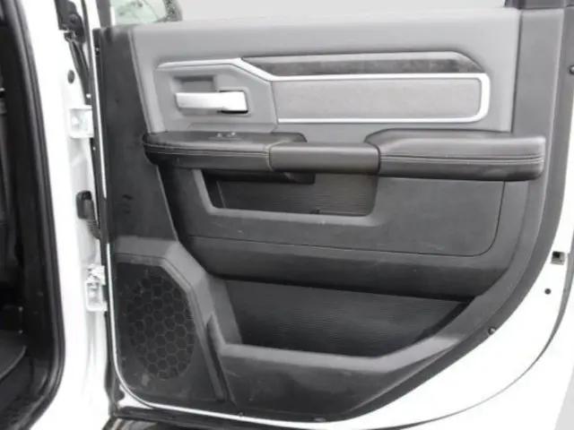 2021 Ram 3500 Big Horn Crew Cab 4x4 8 Box