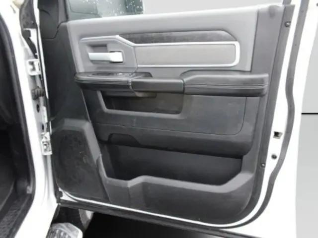 2021 Ram 3500 Big Horn Crew Cab 4x4 8 Box