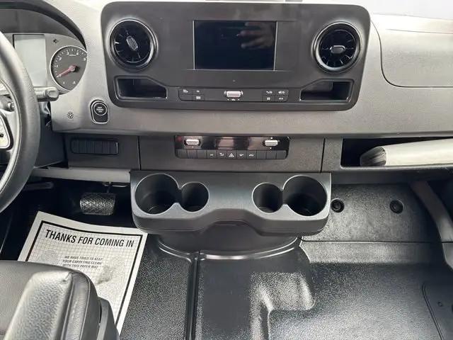 2023 Mercedes-Benz Sprinter 2500 Standard Roof 4-Cyl Gas