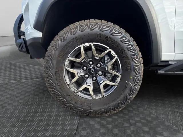 2025 Chevrolet Colorado 4WD ZR2