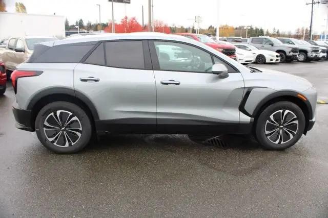 2024 Chevrolet V Blazer eAWD 2LT