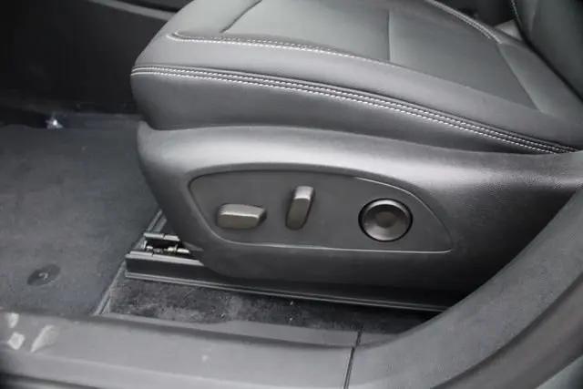 2024 Chevrolet V Blazer eAWD 2LT