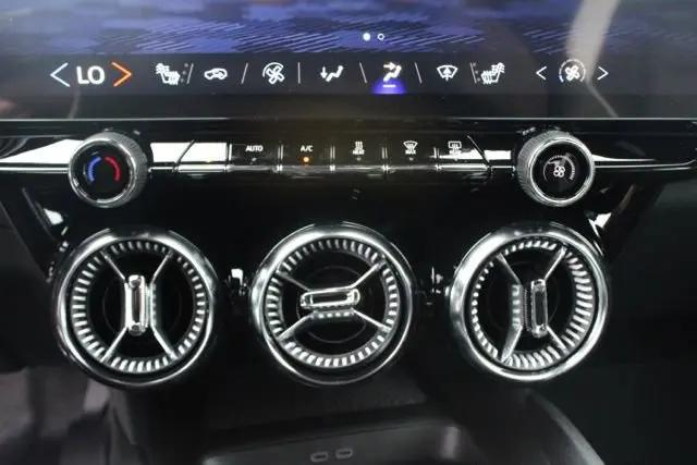 2024 Chevrolet V Blazer eAWD 2LT
