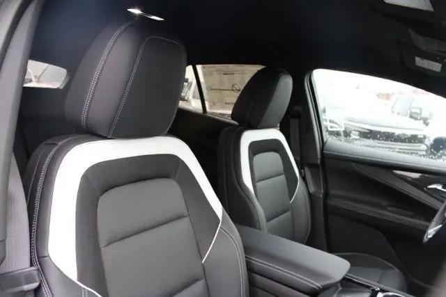 2024 Chevrolet V Blazer eAWD 2LT