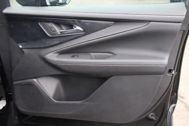 2025 Chevrolet V Blazer eAWD LT