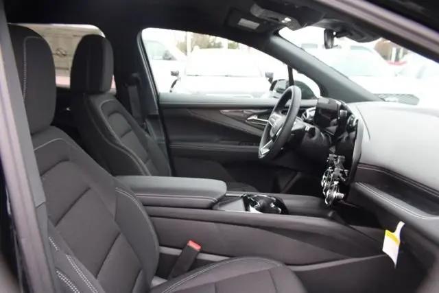 2025 Chevrolet V Blazer eAWD LT