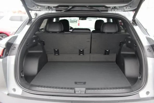 2025 Chevrolet V Blazer eAWD LT
