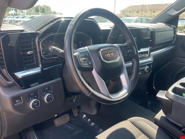 2022 GMC Sierra 1500 4WD Crew Cab Short Box Elevation