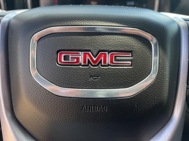 2022 GMC Sierra 1500 4WD Crew Cab Short Box Elevation