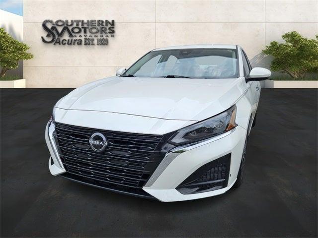 2023 Nissan Altima SV FWD