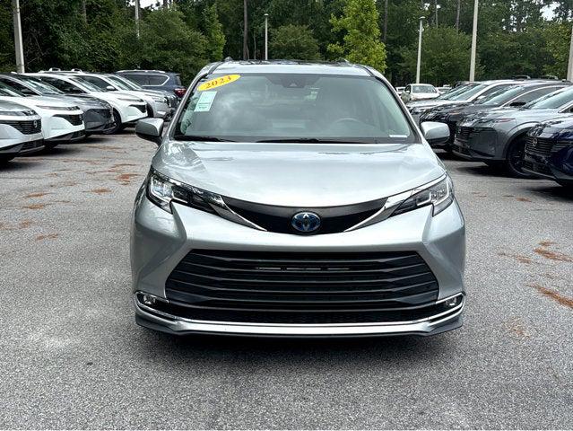2023 Toyota Sienna XLE