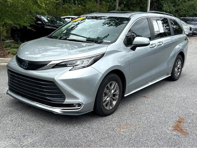 2023 Toyota Sienna XLE